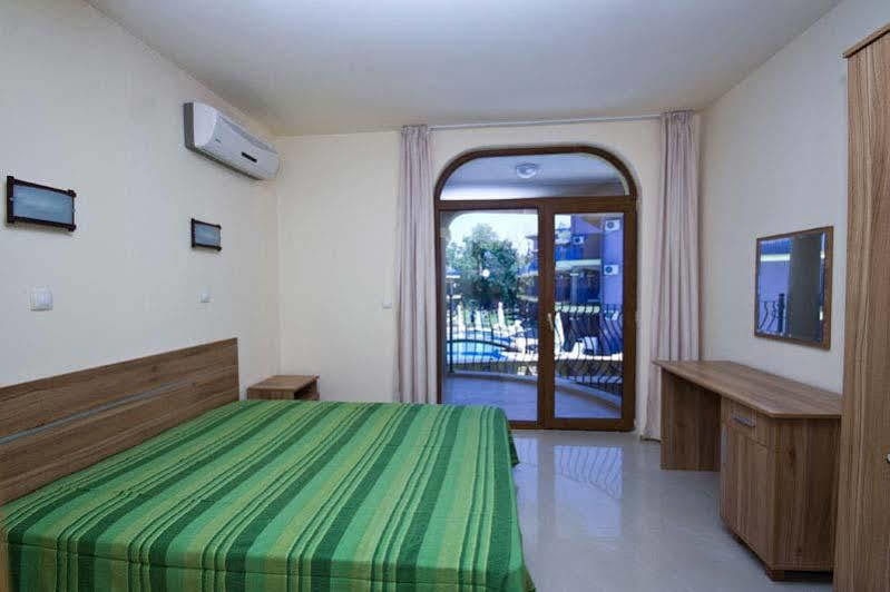 Menada Green Hills Apartments Sosopol Exterior foto